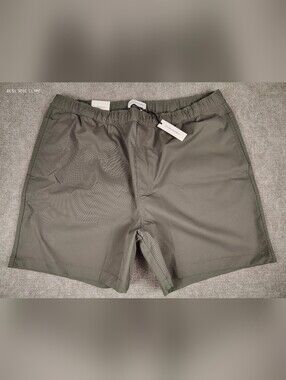 Men's Banana Republic 7" Performance Pull-On Short Olive Green